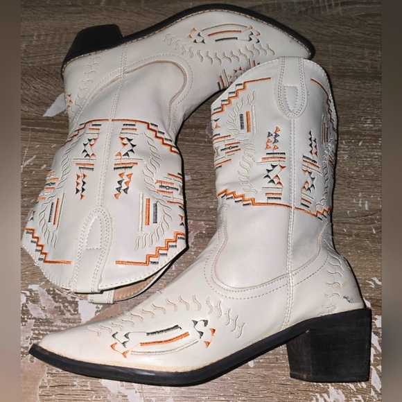 Western Embroidered Cream Cowboy Cowgirl Boots Mid Calf Women's EU 39 US 8.5 - Picture 8 of 12